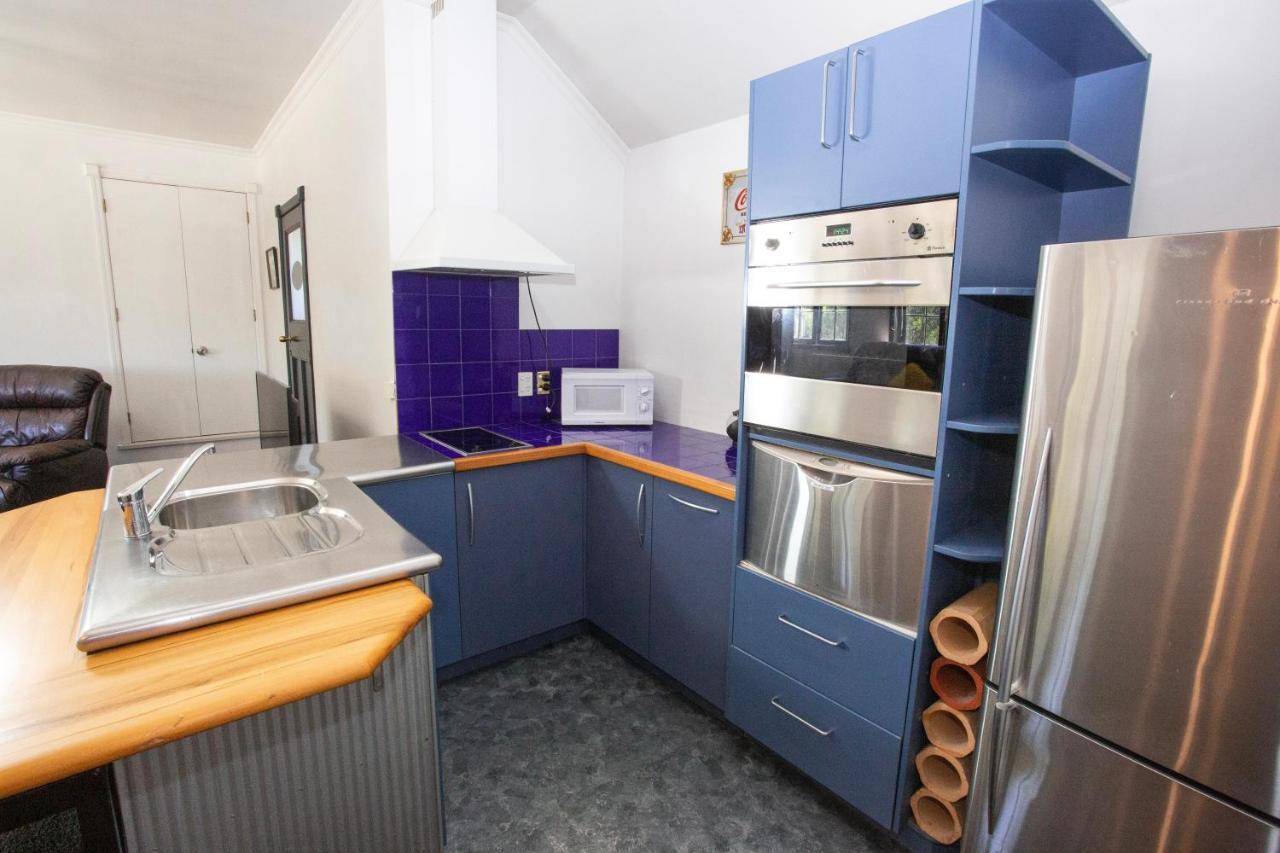 Motel Cork And Keg à Renwick Extérieur photo